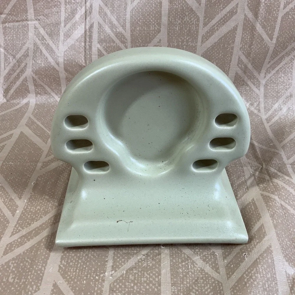 Vintage AO American Olean Ceramic‎ Toothbrush Cup Holder Avocado Green